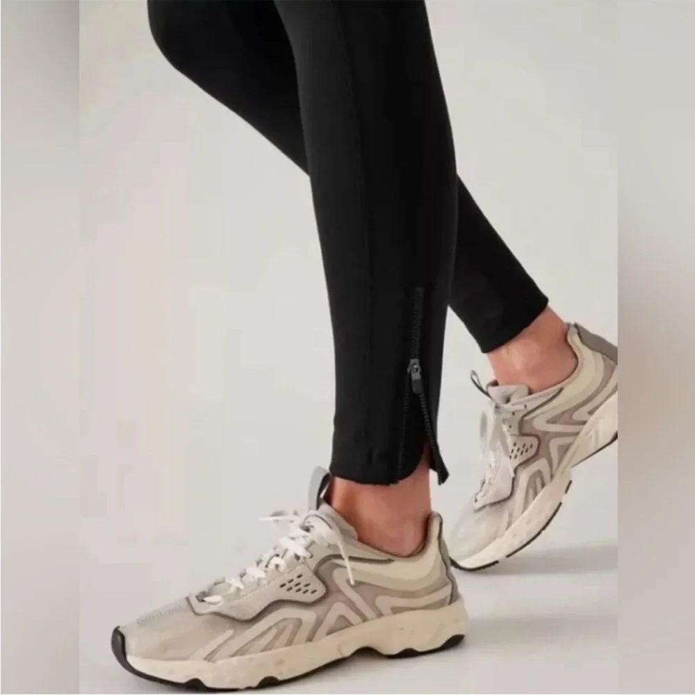 Athleta | Delancey Skyline tights| Black | Various - Picture 4 of 16